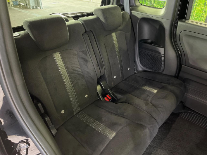 2023 Honda N-BOX CUSTOM 6BA-JF3 (UW-6a126c06dd78b)[18]