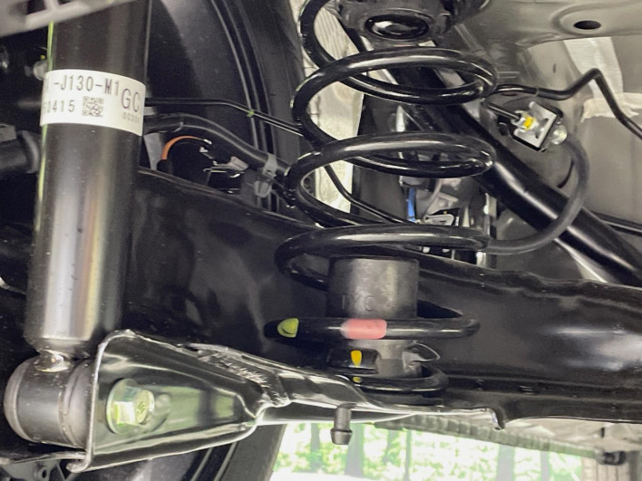 2026 Honda N-BOX CUSTOM 6BA-JF5 (UW-6a126c0f98bba)[21]
