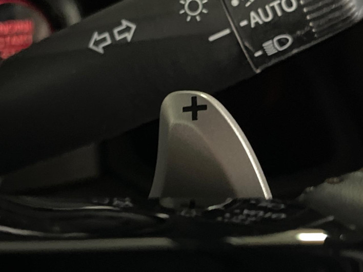 2025 Honda N-BOX CUSTOM 6BA-JF5 (UW-6a126c0fdf985)[17]