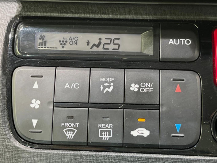 2016 Honda N-ONE DBA-JG1 (UW-6a126c13d7fba)[29]