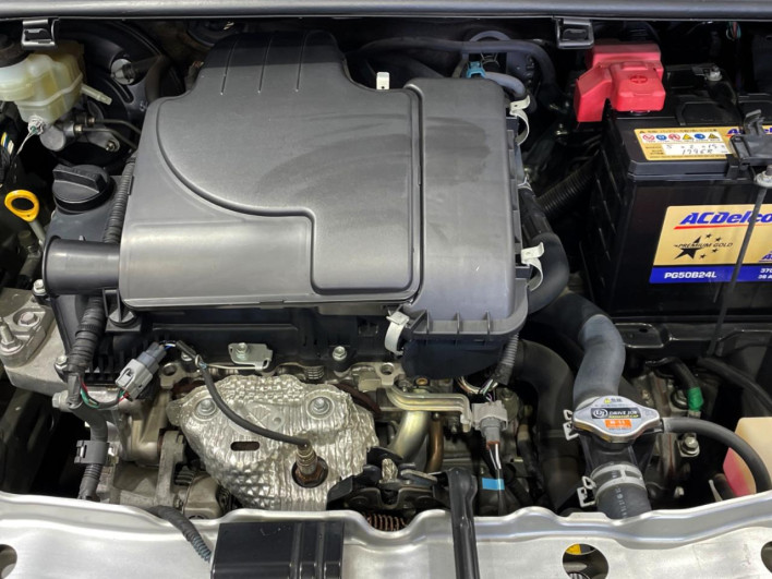 2012 Toyota Vitz DBA-KSP130 (UW-6a126c2a52dfa)[9]