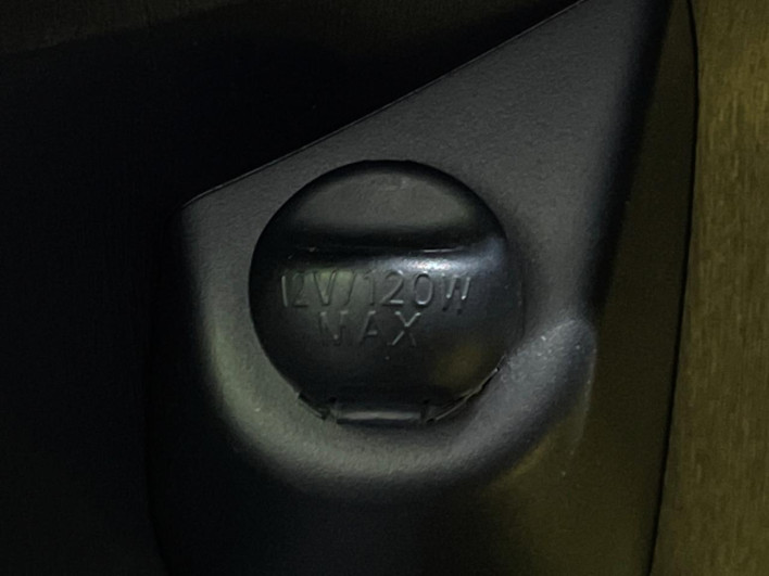 2012 Toyota Vitz DBA-KSP130 (UW-6a126c2a52dfa)[22]