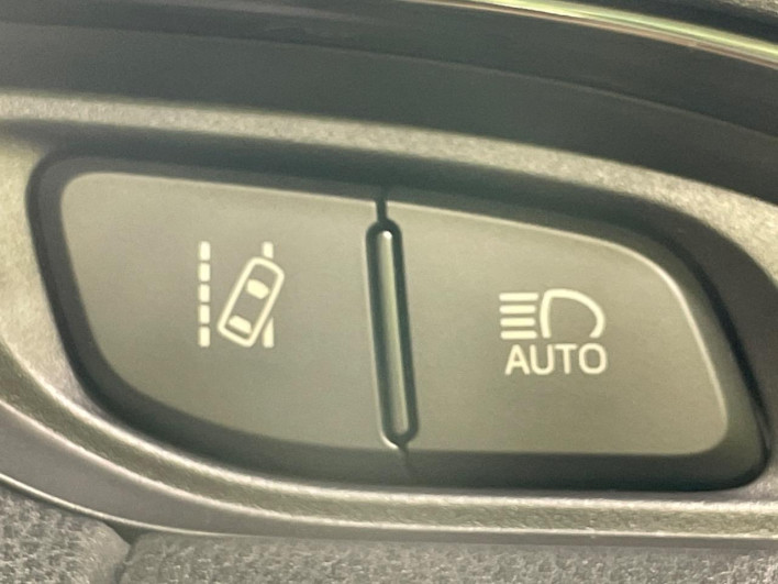 2017 Toyota Vitz DBA-KSP130 (UW-6a126c2a73bda)[9]