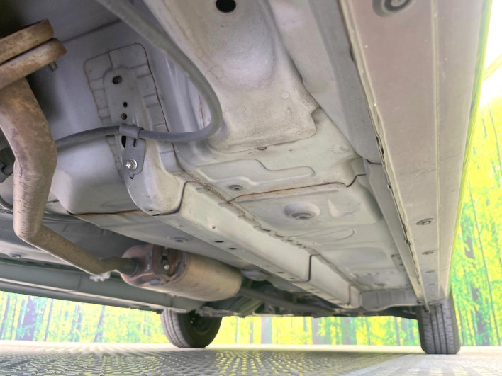 2011 Daihatsu Mira Cocoa DBA-L675S (UW-6a126c2ea57a6)[9]