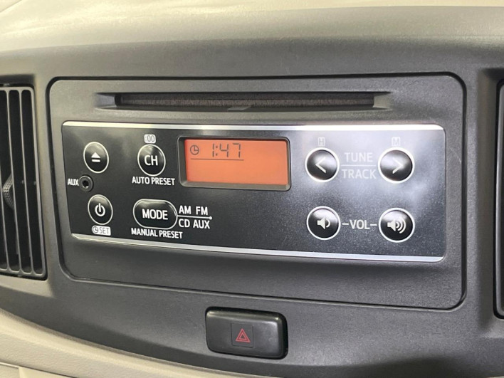 2013 Daihatsu Mirai Ease DBA-LA300S (UW-6a126c382ddac)[19]