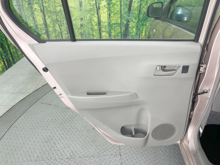 2017 Daihatsu Mirai Ease DBA-LA300S (UW-6a126c390bbd6)[26]