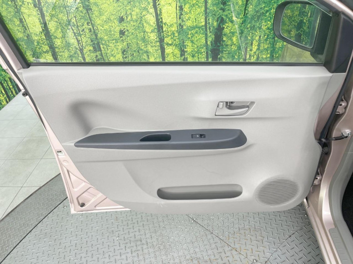2017 Daihatsu Mirai Ease DBA-LA300S (UW-6a126c390bbd6)[25]