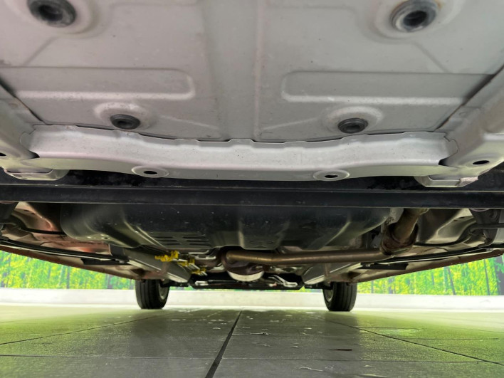2021 Toyota Pixis Mega 4BA-LA700A (UW-6a126c494d4d7)[25]