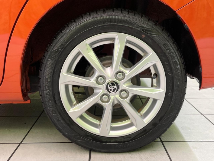 2021 Toyota Pixis Mega 4BA-LA700A (UW-6a126c494d4d7)[16]