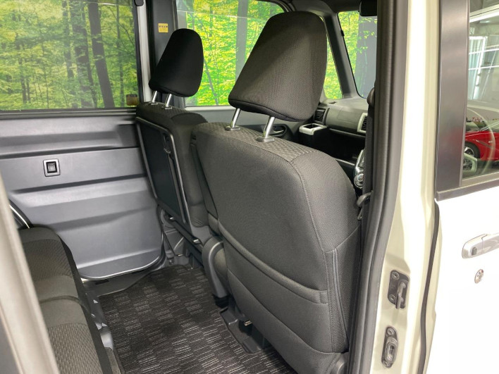 2019 Daihatsu Wake DBA-LA700S (UW-6a126c4a26b5c)[24]
