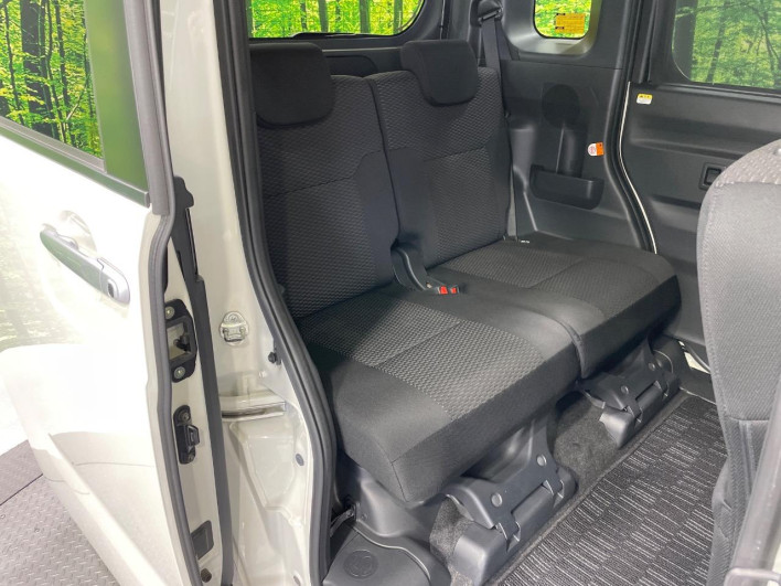 2019 Daihatsu Wake DBA-LA700S (UW-6a126c4a26b5c)[23]