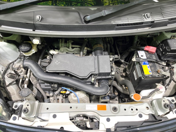 2017 Toyota Roomy DBA-M900A (UW-6a126c5a8a039)[4]