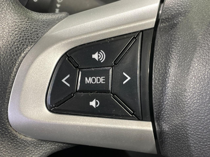 2019 Toyota Roomy DBA-M900A (UW-6a126c5c1e1d8)[25]