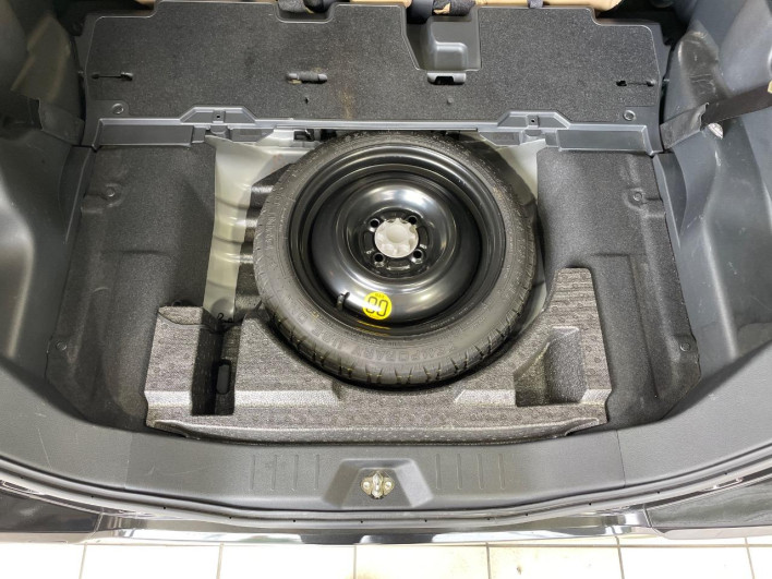 2019 Toyota Roomy DBA-M900A (UW-6a126c5c1e1d8)[21]