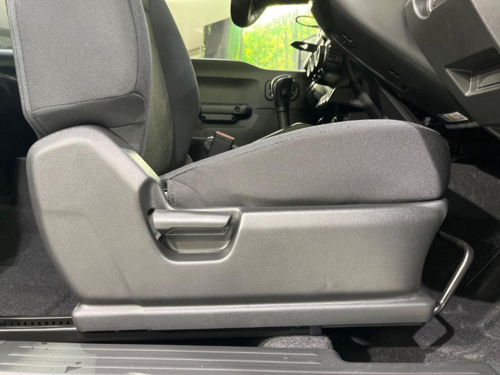 2025 Suzuki Jimny Nomad 3BA-JC74W (UW-6a126c6b2326c)[24]