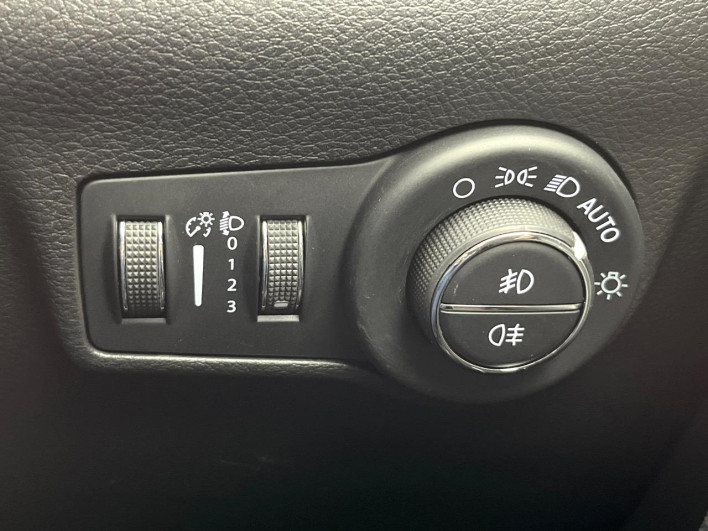 2022 Chrysler Jeep Compass 3BA-M624 (UW-6a126c746ea98)[8]