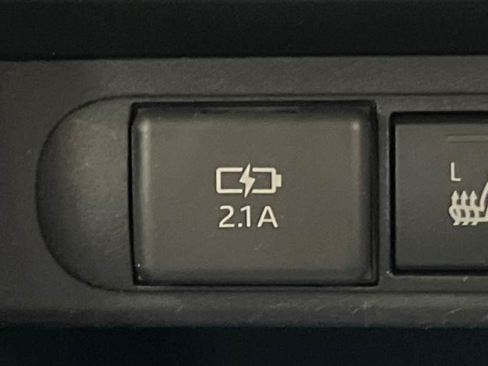 2020 Toyota Yaris Cross 6AA-MXPJ10 (UW-6a126cb22aee2)[28]