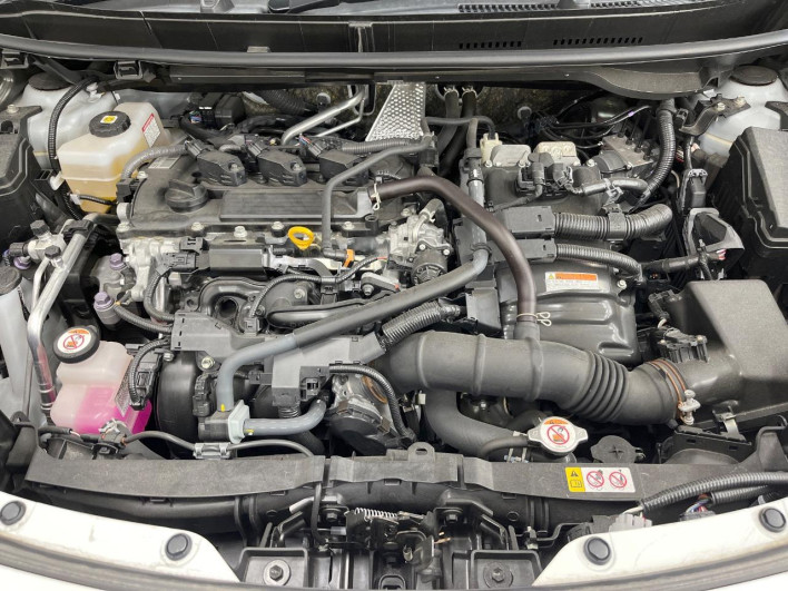 2020 Toyota Yaris Cross 6AA-MXPJ10 (UW-6a126cb22aee2)[6]