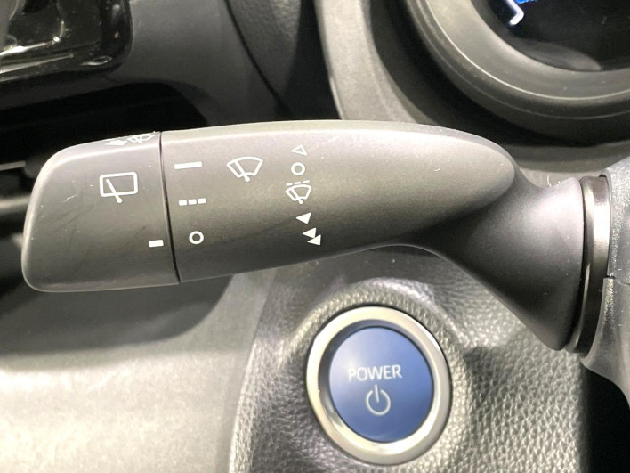 2021 Toyota Yaris Cross 6AA-MXPJ10 (UW-6a126cb556950)[29]