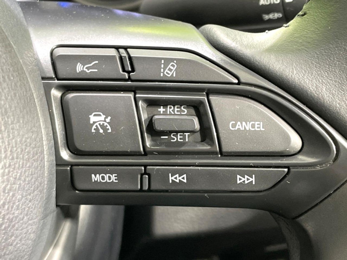 2021 Toyota Yaris Cross 6AA-MXPJ10 (UW-6a126cb556950)[28]