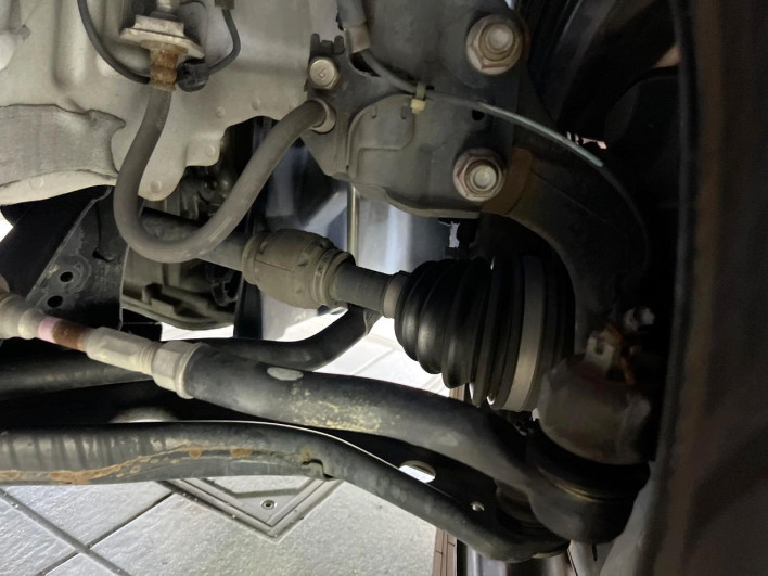 2013 Toyota Porte DBA-NCP141 (UW-6a126cd11f43f)[28]
