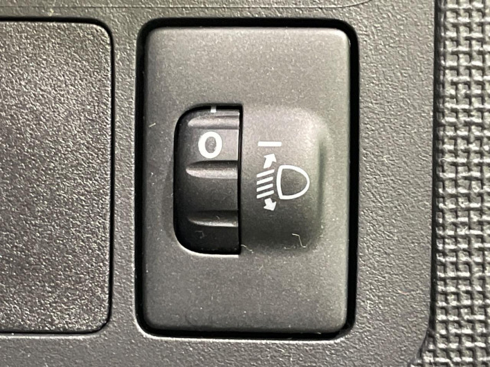 2013 Toyota Spade DBA-NCP141 (UW-6a126cd12de25)[9]