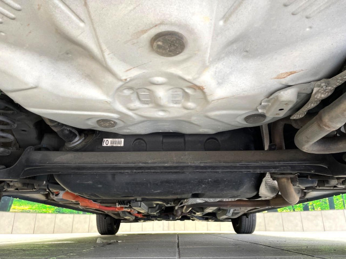 2013 Toyota Aqua DAA-NHP10 (UW-6a126cd49ee44)[9]