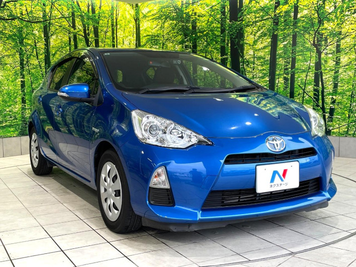 2013 Toyota Aqua DAA-NHP10 (UW-6a126cd49ee44)[21]