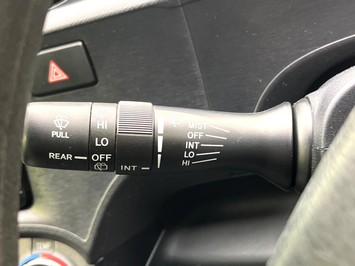 2014 Toyota Aqua DAA-NHP10 (UW-6a126cd51f272)[17]