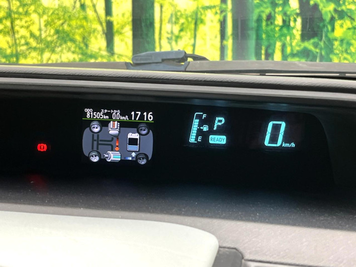 2014 Toyota Aqua DAA-NHP10 (UW-6a126cd51f272)[18]
