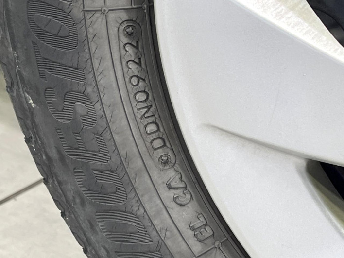 2019 Toyota Aqua DAA-NHP10 (UW-6a126cd66dc66)[24]
