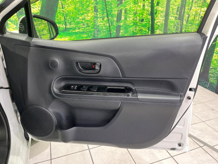 2019 Toyota Aqua DAA-NHP10 (UW-6a126cd66dc66)[29]
