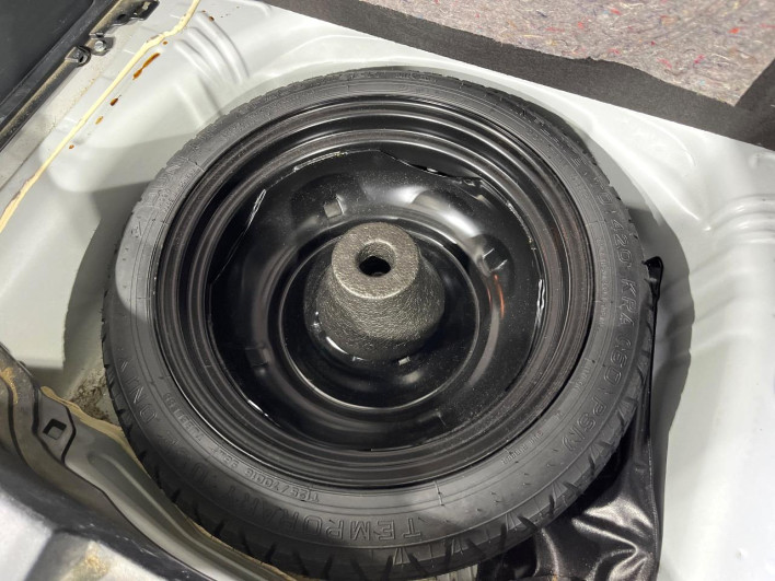 2021 Toyota Aqua 6AA-NHP10 (UW-6a126cd8e3358)[15]