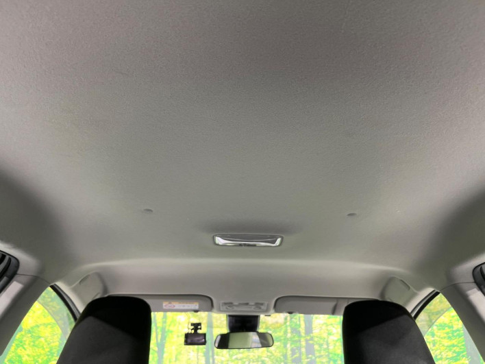 2021 Toyota Aqua 6AA-NHP10 (UW-6a126cd8e3358)[14]