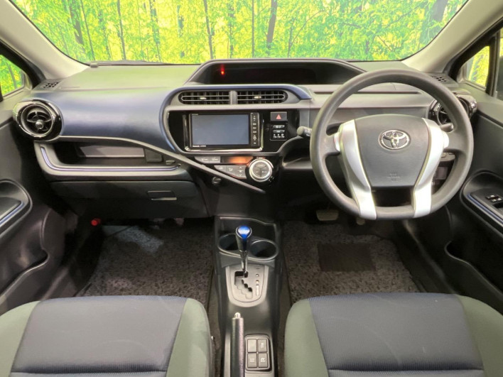 2015 Toyota Aqua DAA-NHP10 (UW-6a126cd9e36c6)[25]