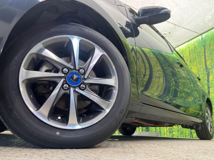 2015 Toyota Aqua DAA-NHP10 (UW-6a126cd9e36c6)[28]