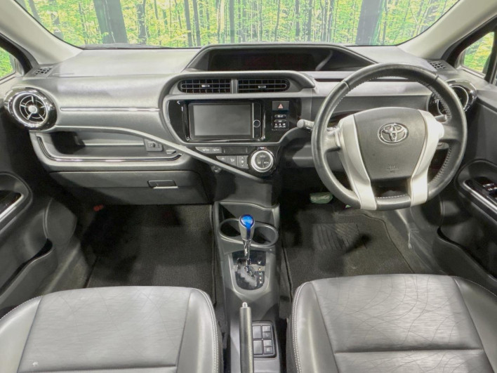 2016 Toyota Aqua DAA-NHP10 (UW-6a126cda2ba53)[19]