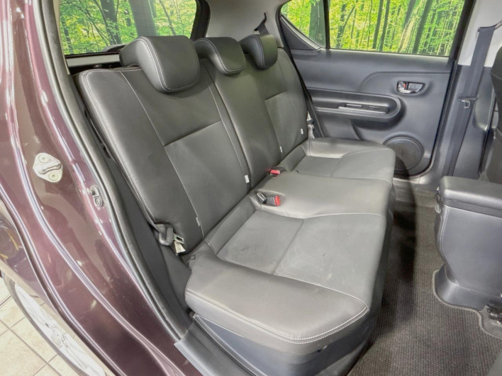 2016 Toyota Aqua DAA-NHP10 (UW-6a126cda2ba53)[24]