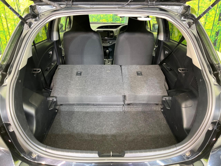 2017 Toyota Vitz DAA-NHP130 (UW-6a126cdccddc4)[23]