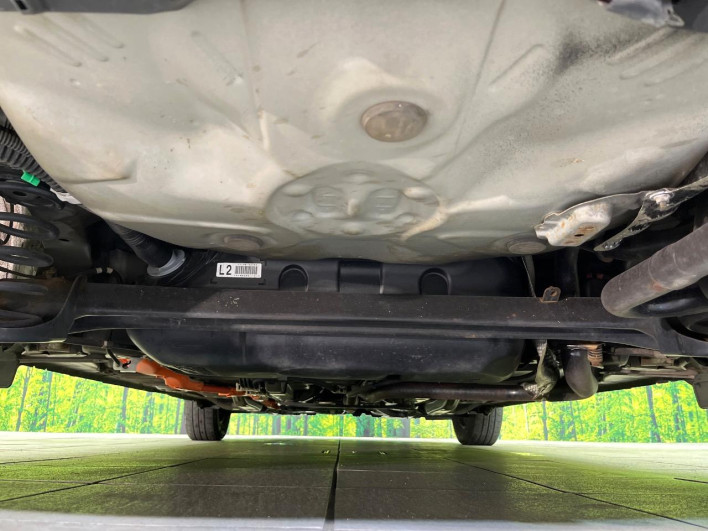 2017 Toyota Vitz DAA-NHP130 (UW-6a126cdccddc4)[24]