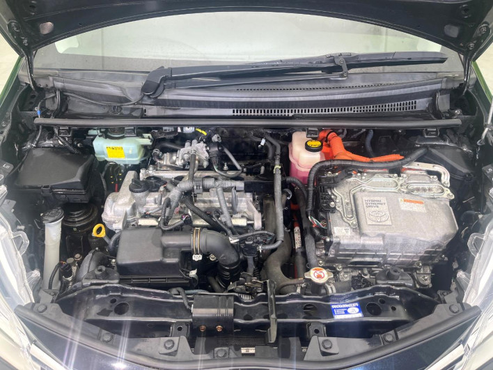 2017 Toyota Vitz DAA-NHP130 (UW-6a126cdccddc4)[4]