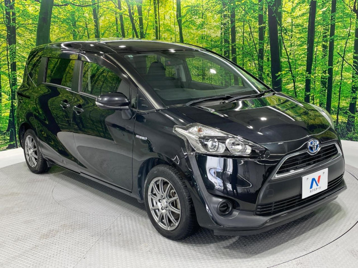 2017 Toyota Sienta DAA-NHP170G (UW-6a126cdf3babe)[18]