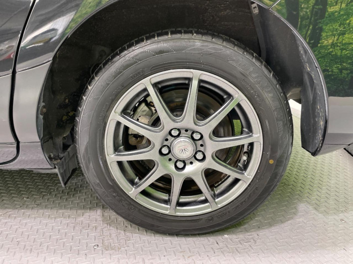 2017 Toyota Sienta DAA-NHP170G (UW-6a126cdf3babe)[11]
