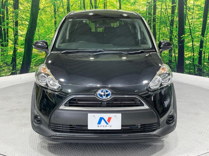 2017 Toyota Sienta DAA-NHP170G (UW-6a126cdf3babe)[19]