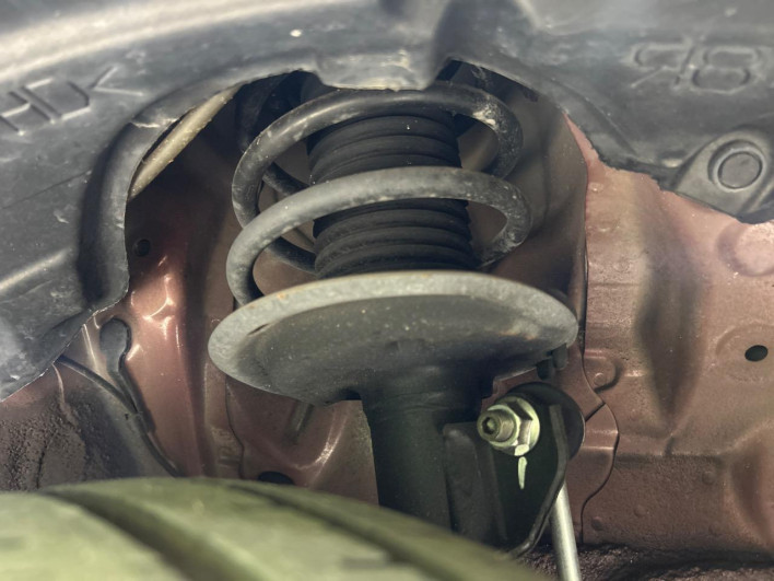 2015 Toyota Vitz DBA-NSP130 (UW-6a126ce18f8ba)[10]