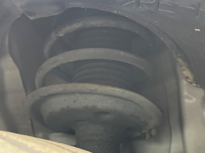 2015 Toyota Vitz DBA-NSP130 (UW-6a126ce19161e)[9]