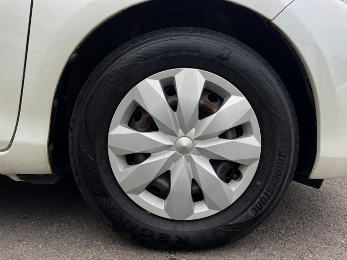 2015 Toyota Vitz DBA-NSP130 (UW-6a126ce19161e)[12]