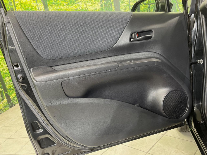 2015 Toyota Sienta DBA-NSP170G (UW-6a126ce218ba4)[12]