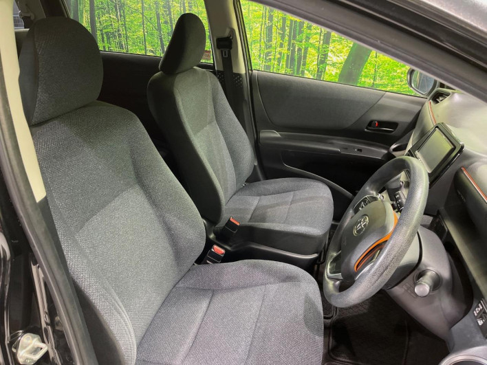 2015 Toyota Sienta DBA-NSP170G (UW-6a126ce218ba4)[20]