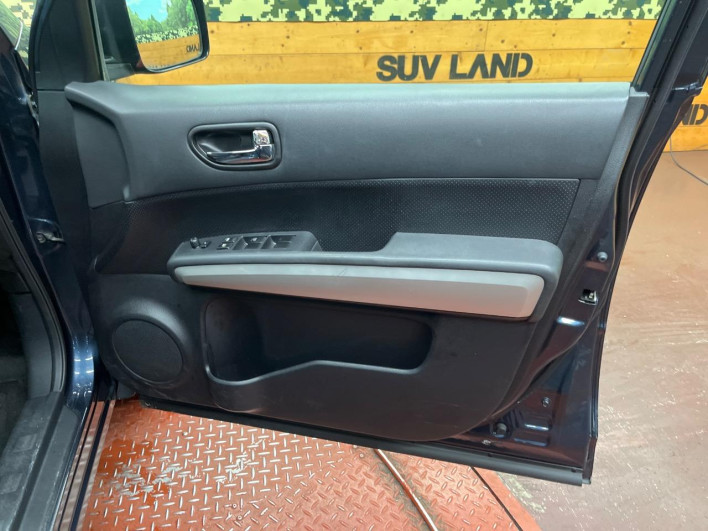 2011 Nissan X-Trail DBA-NT31 (UW-6a126ce546e51)[15]